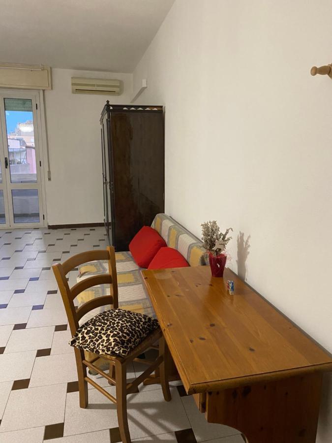 فندق Casa Vacanze Gilli كالياري المظهر الخارجي الصورة